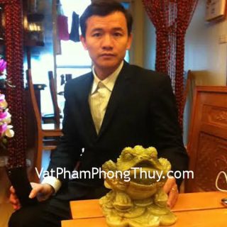 Anh/chị Sáu - khách hàng mua thiềm thừ cẩm thạch CTT-L