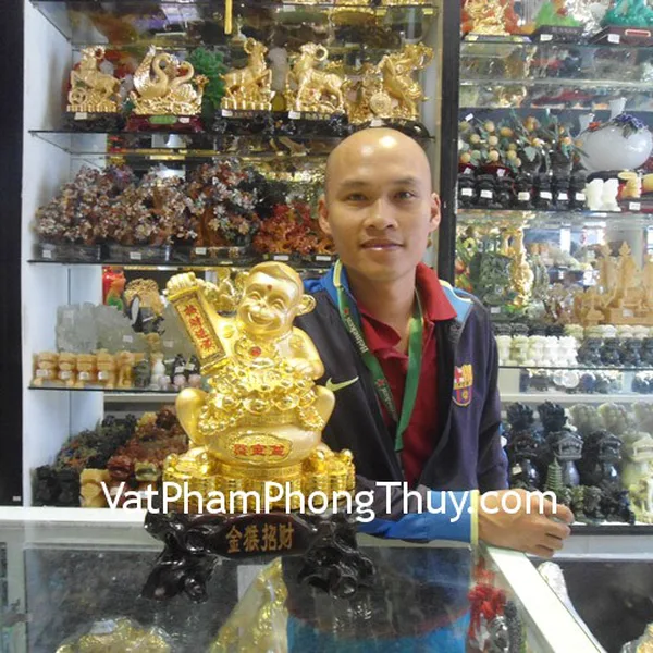 Anh Hiệp - khách hàng mua tượng khỉ tài lộc K015M