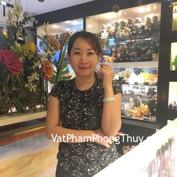 Chị Dung - khách hàng mua vòng ngọc phỉ thúy VM102-S5-11780