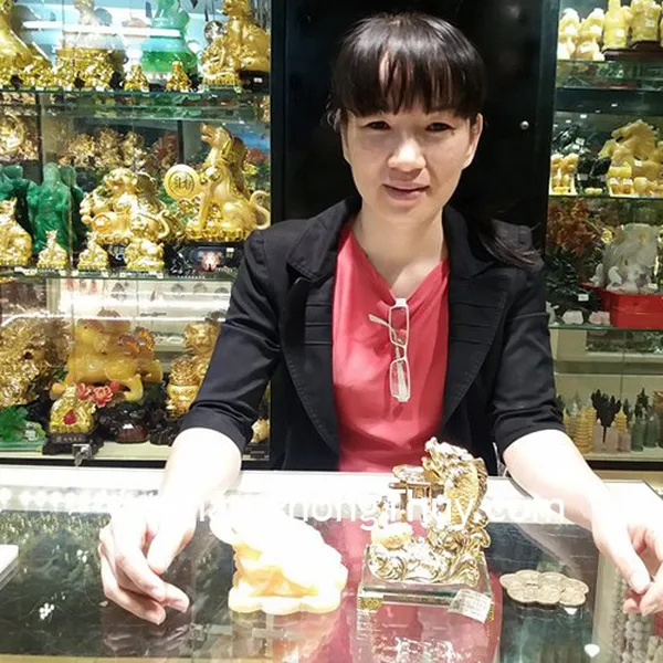 Chị Nhi - Khách hàng mua Thiềm thừ hoàng long nhỏ GM022 và Cá chép hóa rồng G099A