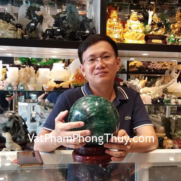 Anh Hoàng - khách hàng mua quả cầu dạ quang xanh GM144-26880