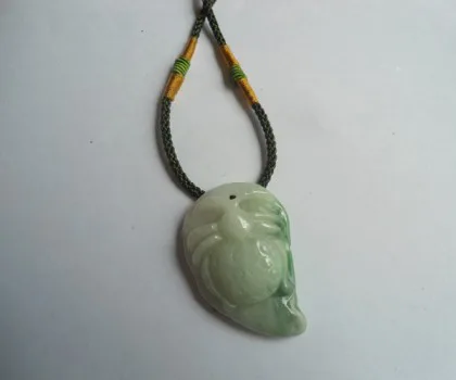 Nhện trên lá ngọc Phỉ Thúy S5148