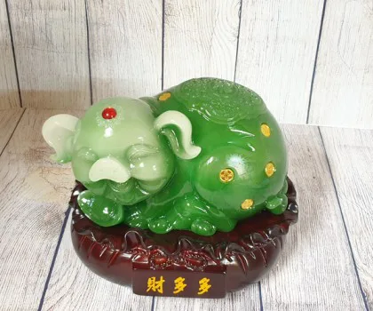 Thần tài heo xanh ngọc trên túi tài lộc gỗ nhỏ - Tài Đa Đa FLN025