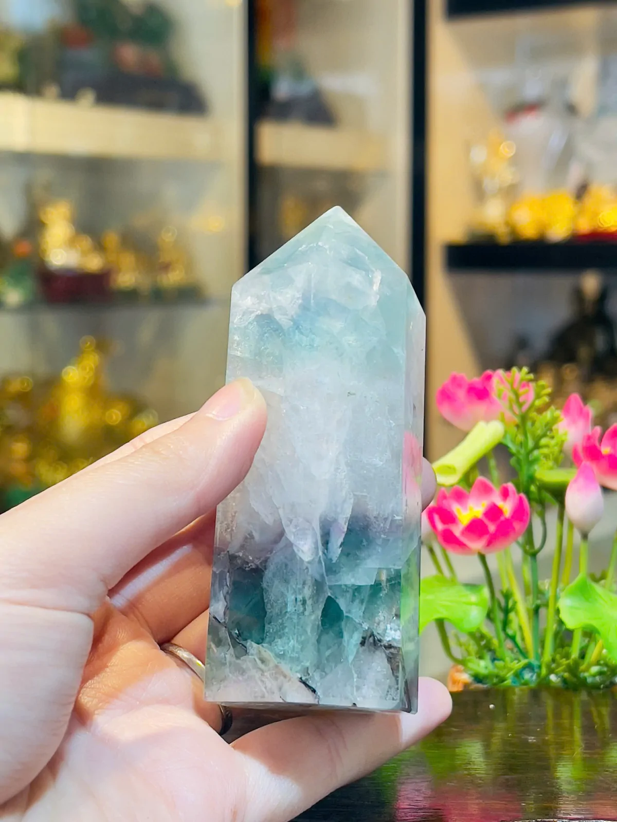 Trụ đá dạ quang xanh HM056-4-1005