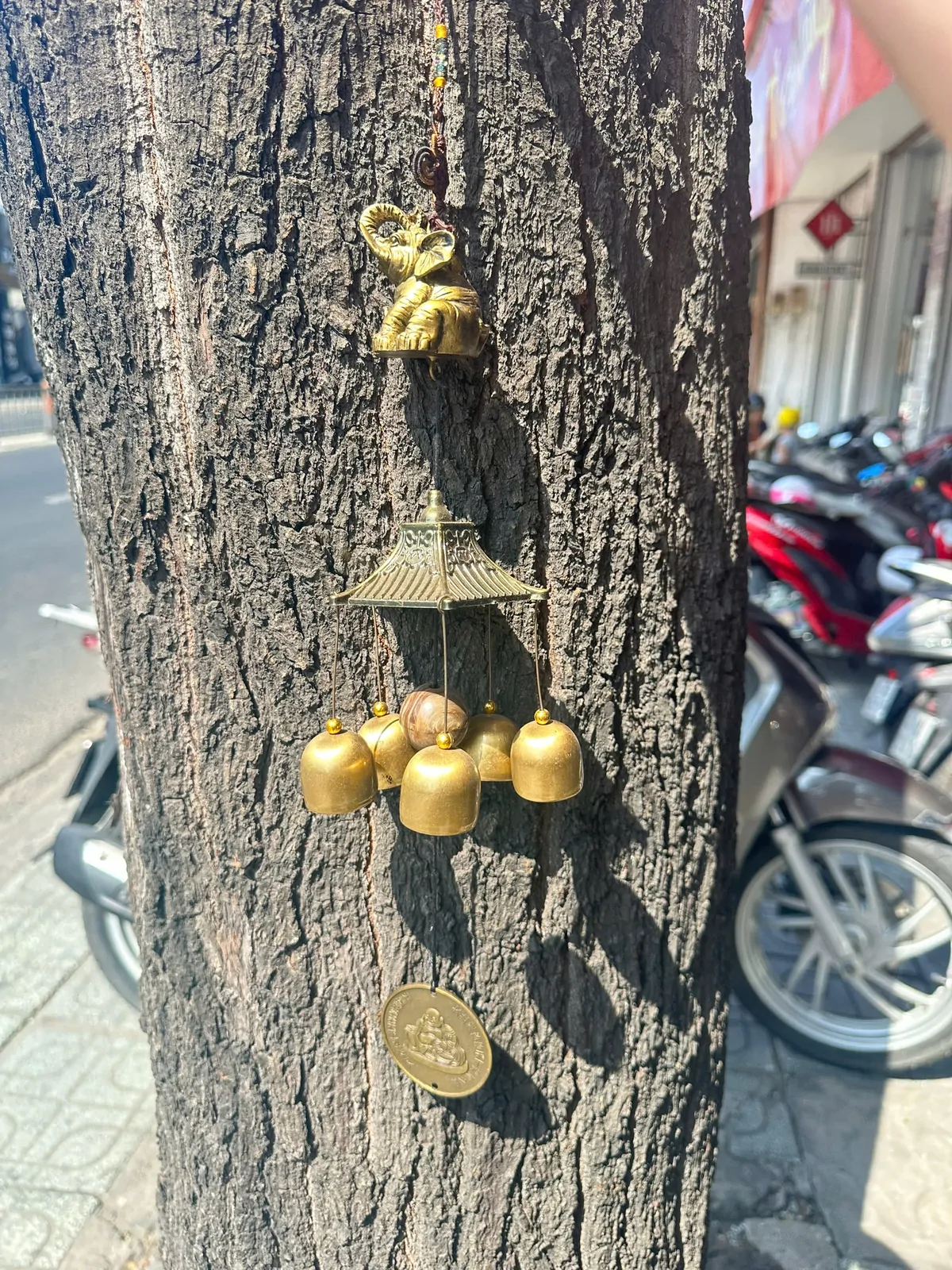 Chuông gió phật bà 5 chuông CG1204