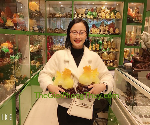 Chị Thoa - Khách mua Cặp tỳ hưu đầu cam mình vàng ngọc trên đế gỗ - Chiêu Tài Tỳ Hưu/ Thủ Tài Tỳ Hưu FLN052
