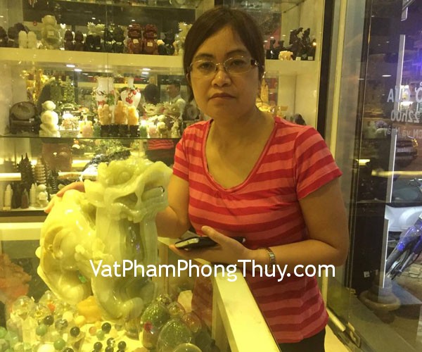 Chị Dung - khách hàng mua tỳ hưu Bắc Kinh xanh khủng BKX-L