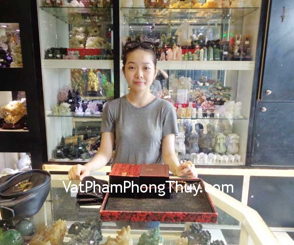 Chị Thảo - khách hàng mua Chuỗi Tỳ hưu mắt mèo S6015, Nhẫn Tỳ hưu đá Ngọc Hoàng long S449, Hồ ly thạch anh hồng S930, Mặt nhẫn Tỳ hưu thạch anh hồng S752, Hộp nhung HN