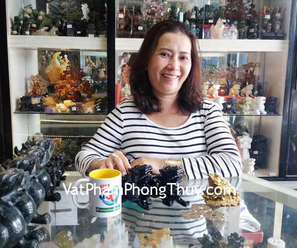 Chị Hồng - khách hàng mua Cặp tỳ hưu thạch anh đen GM008, Thiềm thừ đồng D213, Tiền hoa mai liền CC1139