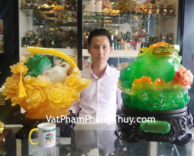 Anh Sơn - khách hàng mua Giỏ mẫu đơn ngọc vàng cải xanh G116A, Thiềm thừ xanh có mẫu đơn lá sen K135M