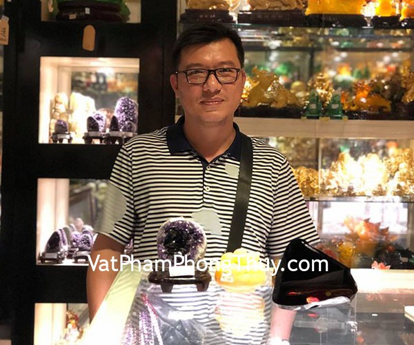 Anh Nghiêm-khách hàng mua Phật bản mệnh Phỉ Thúy tuổi Thìn Tỵ S6865-4, Phật bản mệnh tuổi Ngọ đá hắc ngà S5096-7, Bông thạch anh tím Uruguay H102-S5-1974